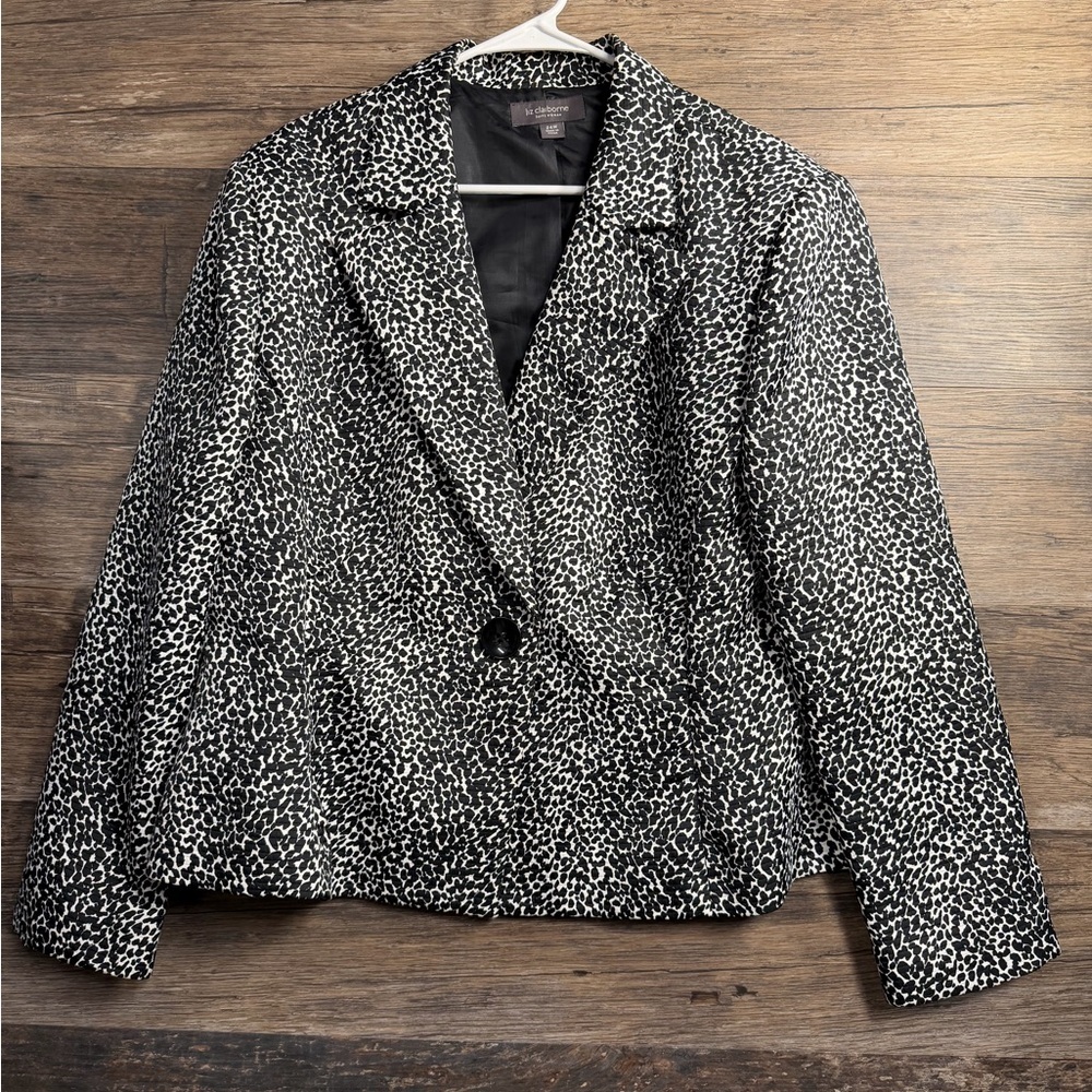 Liz Claiborne Black and White Textured Blazer